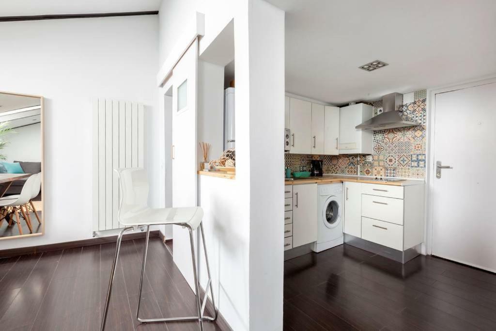 Modern Top Floor Loft At Malasana'S Heart Madryt Zewnętrze zdjęcie